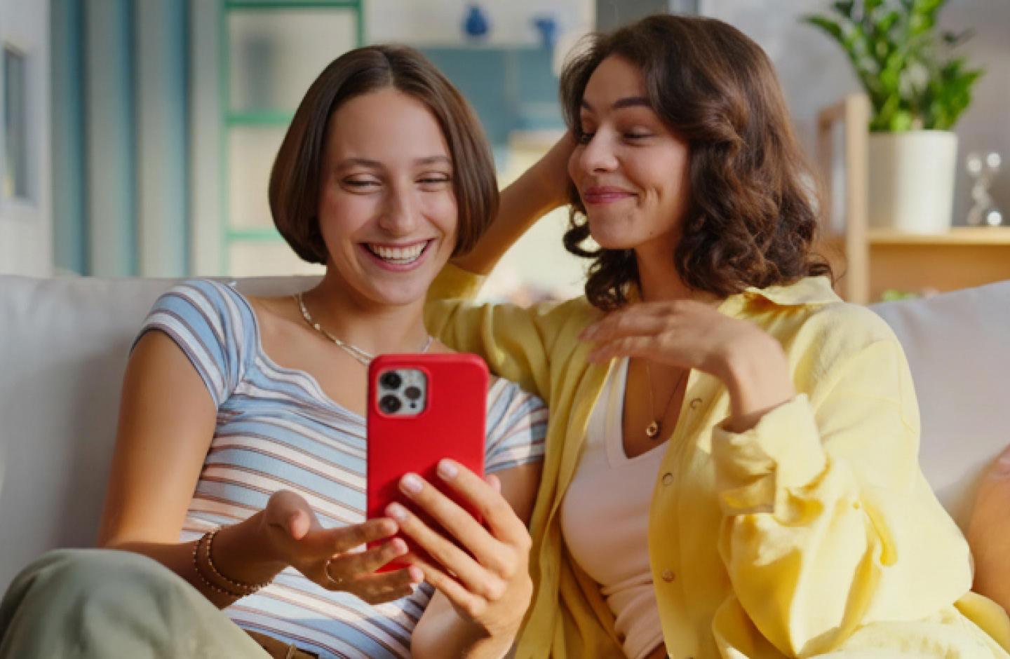 Ilustrações relativas ao Cartão de débito Santander