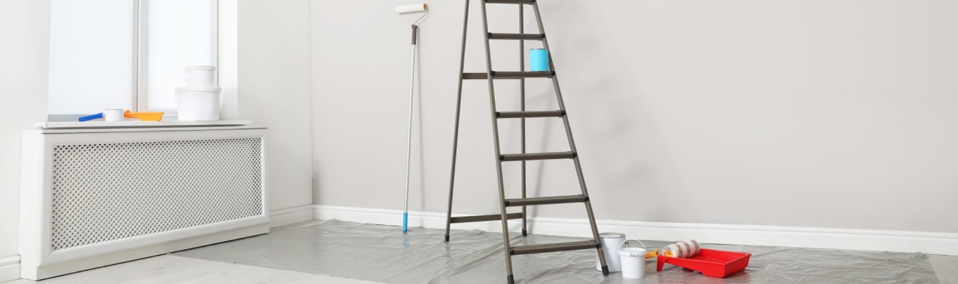 cenário de obras dentro de casa