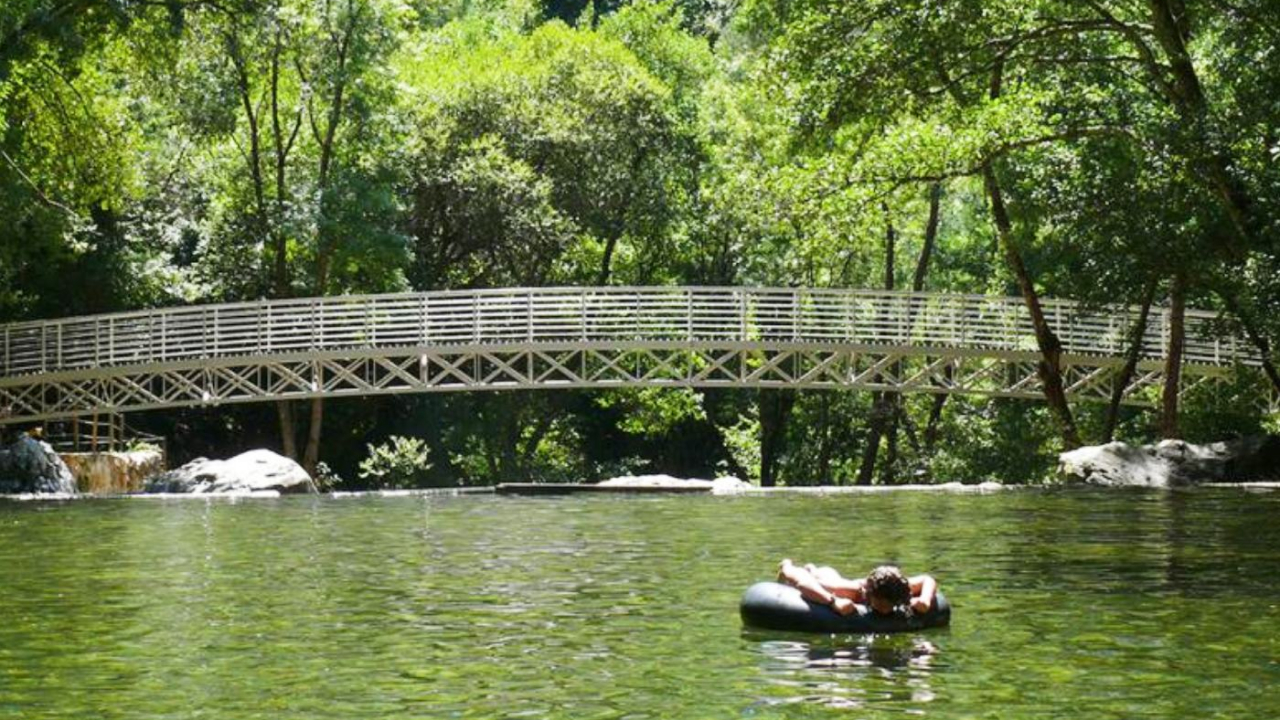 Praias fluviais fragas de são simão